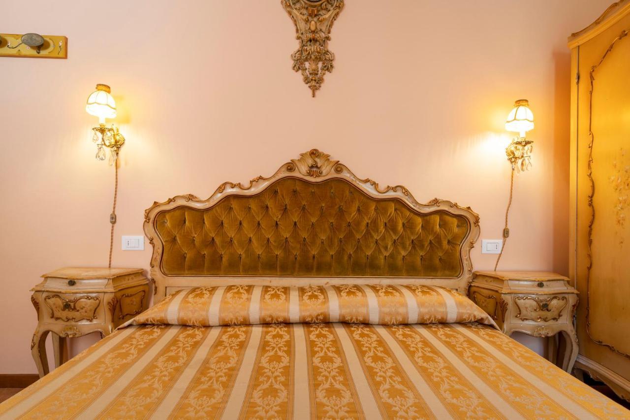 Queen House Venezia Exterior foto